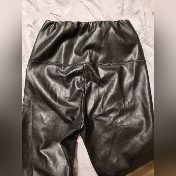 Vegan Leather Leggings Wilfred Free XS - Picture 6 of 7